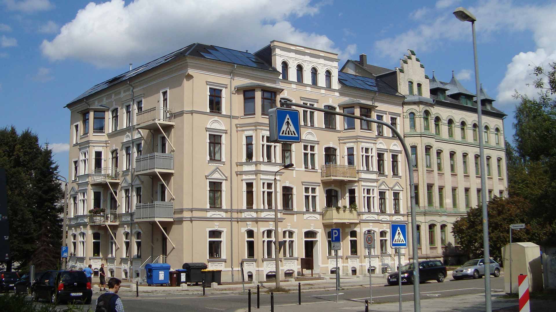 solar saniertes MFH in Chemnitz II