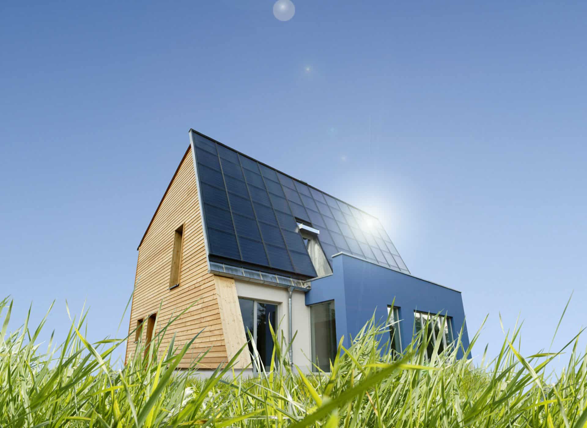 Aktivsonnenhaus® bauhaus in Sachsen - Vorderansicht